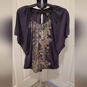 Floral Print Top in Black and Green